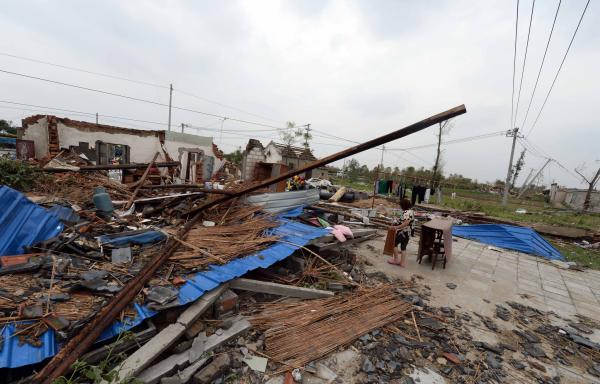 2025-08-03下午,江苏盐城发生了历史罕见的大风暴雨冰雹雷电等极端天气。 京华时报-东方IC 图